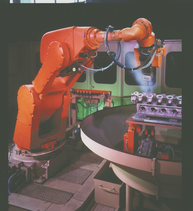 Robotic Deburring with FlexHone® Tools